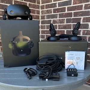 HP Reverb G2 VR Headset with Accessories